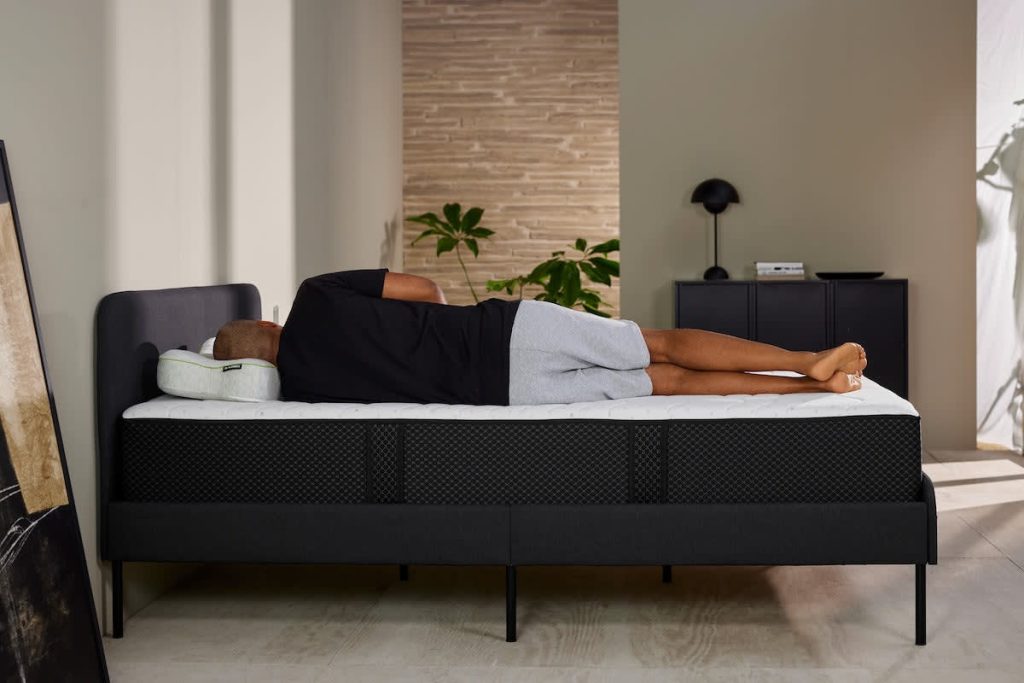 Blackroll Recovery Base Elite – Liegetest zeigt Einsinkverhalten