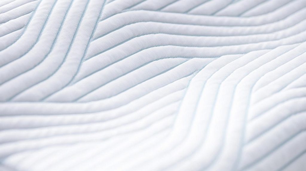 TEMPUR Shape SmartCool Schlafkissen - Nahaufnahme des SmartCool Bezugsstoffs