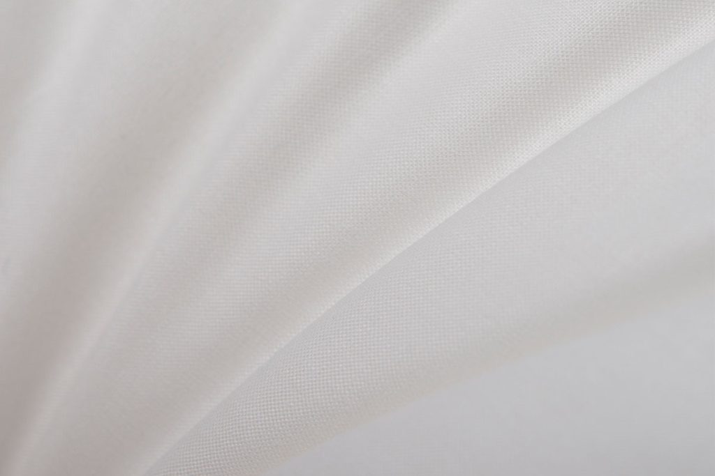 Mühldorfer Microloft Kopfkissen Antiallergie – Nahaufnahme des Baumwollbezugs