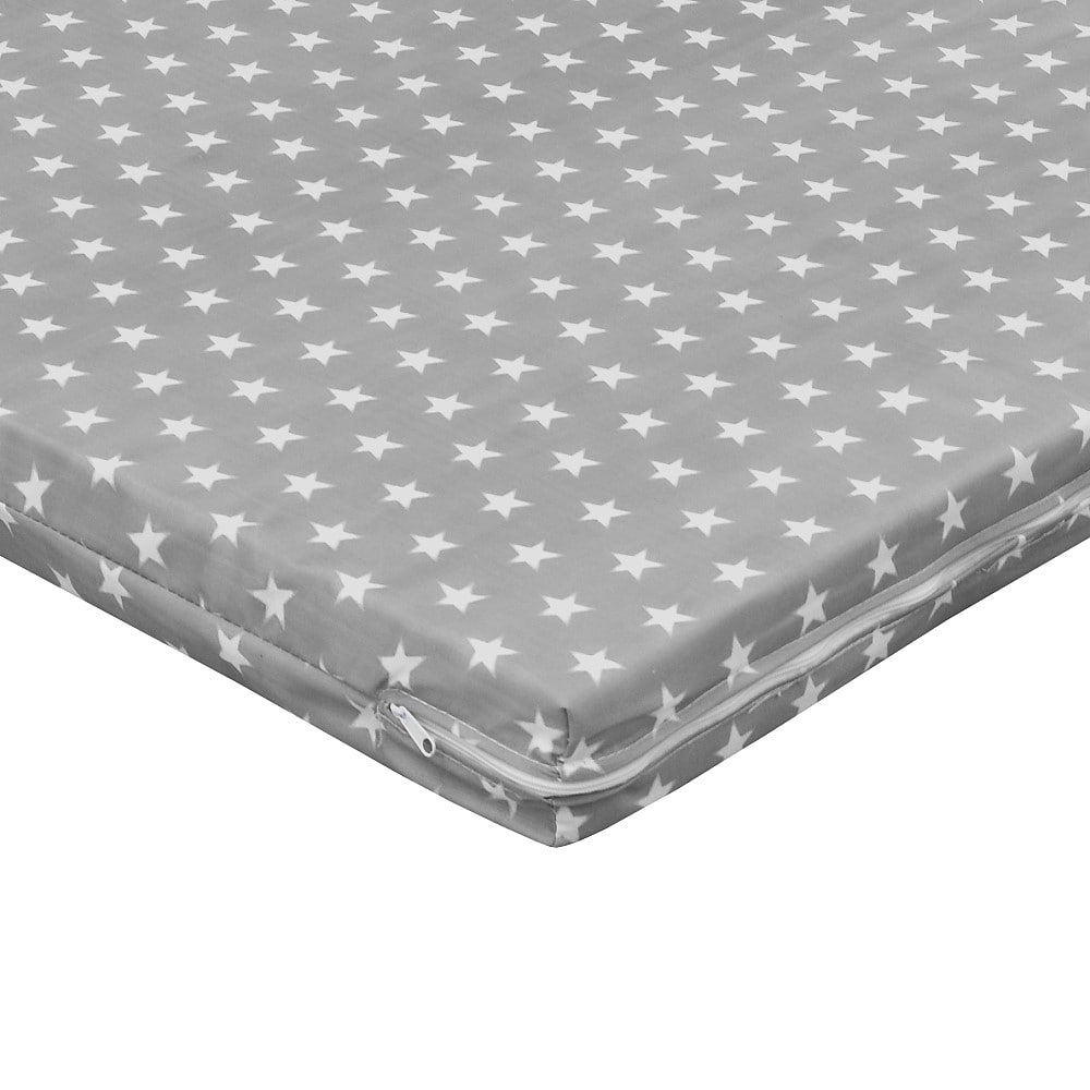 Baby-Delux Laufgittermatratze 100x100 – Nahaufnahme des Sternenbezugs