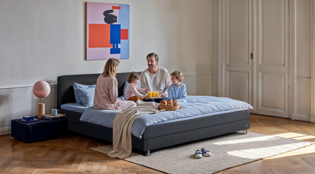 Bruno XXL Familienbett mit 240 cm breiter Liegefläche im Schlafzimmer