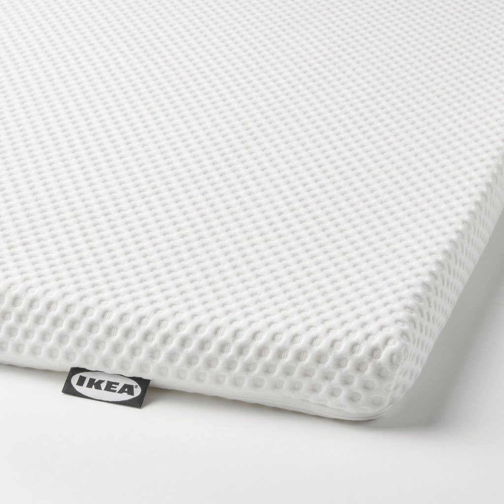 IKEA NORDBERGET Matratzenauflage – Detailaufnahme von Bezug und Kante