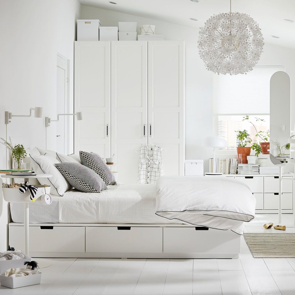 IKEA NORDLI Bettgestell mit sechs Schubladen im Schlafzimmer