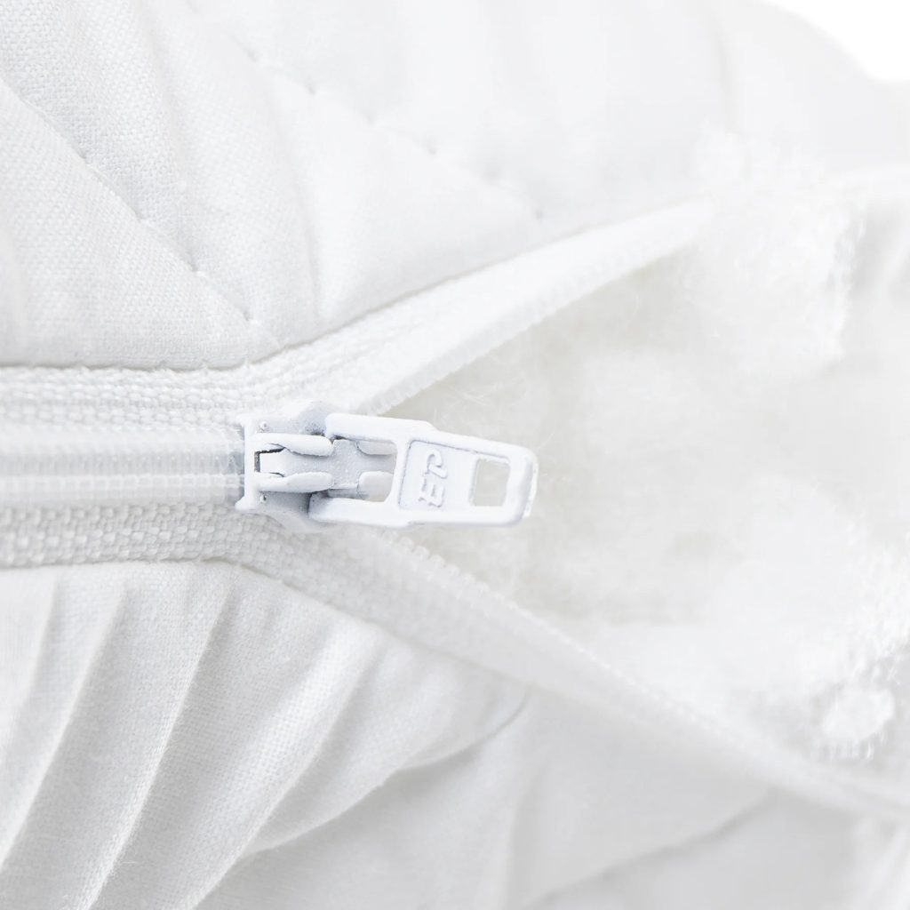 Paradies Softy Top Plus – Nahaufnahme des Reißverschlusses zum Regulieren der Füllmenge