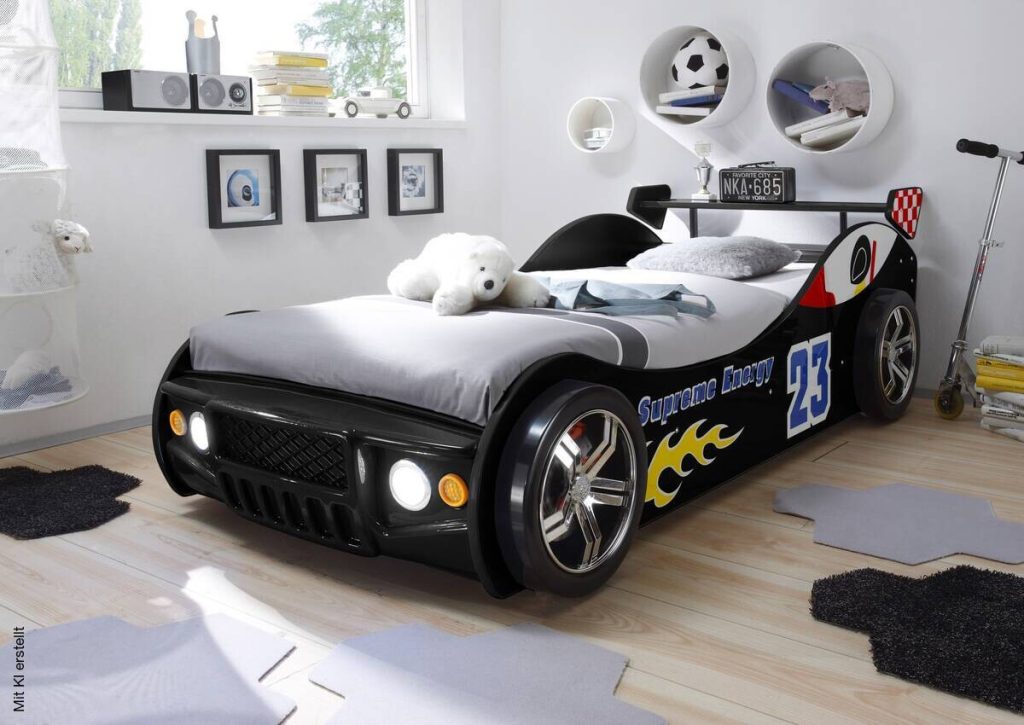 Poco Autobett Energy im Rennwagen-Design in einem Kinderzimmer