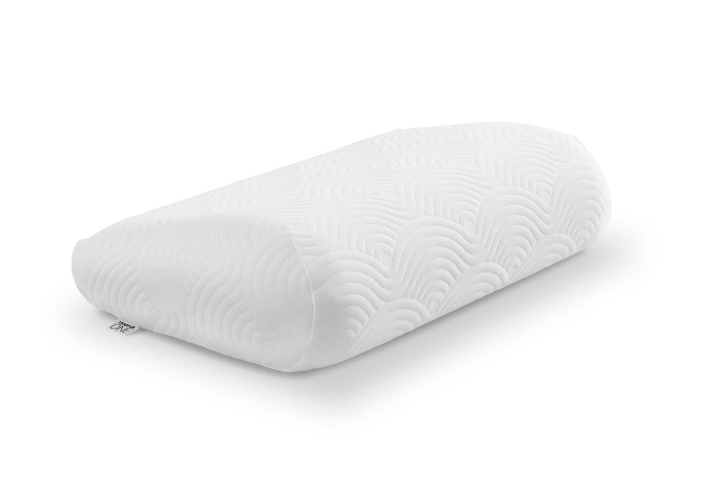 TEMPUR ONE Support Schlafkissen im Schlafzimmer, Schläferin in Rückenlage