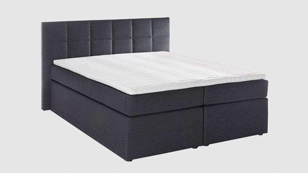 Boxspringbett Bea freigestellt mit Topper und geteilter Box