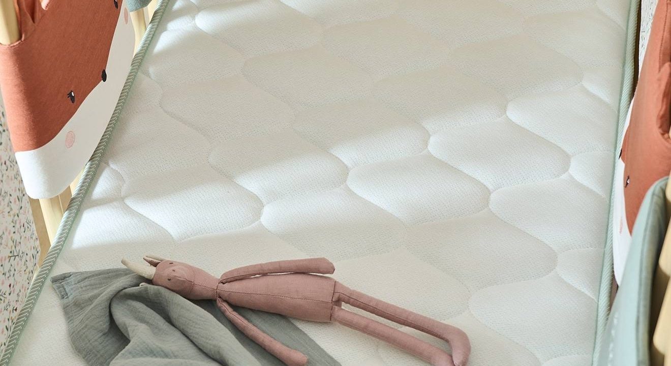 Vertbaudet Wärmeregulierende Babymatratze mit Recyclingschaum