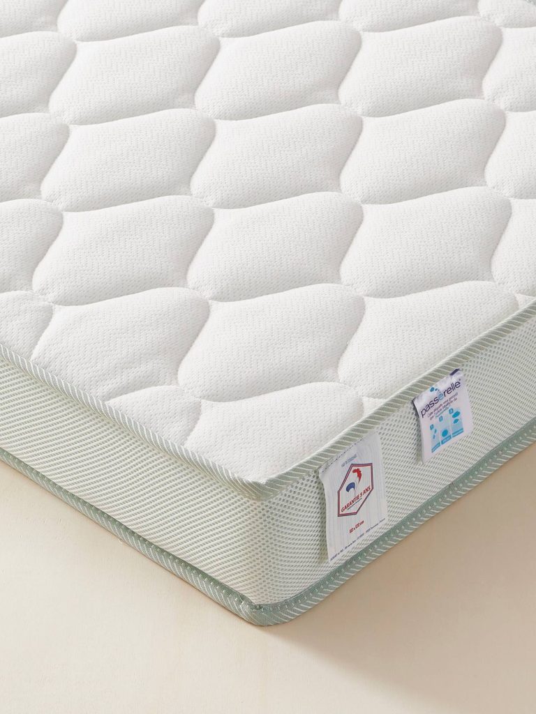 Vertbaudet Babymatratze mit Recyclingschaum, Ecke mit 3D-Seitengewebe